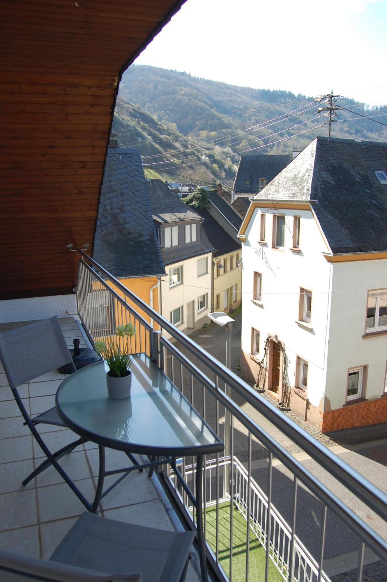 Ferienwohnung An Der Mosel, Romeo Senheim Exteriör bild