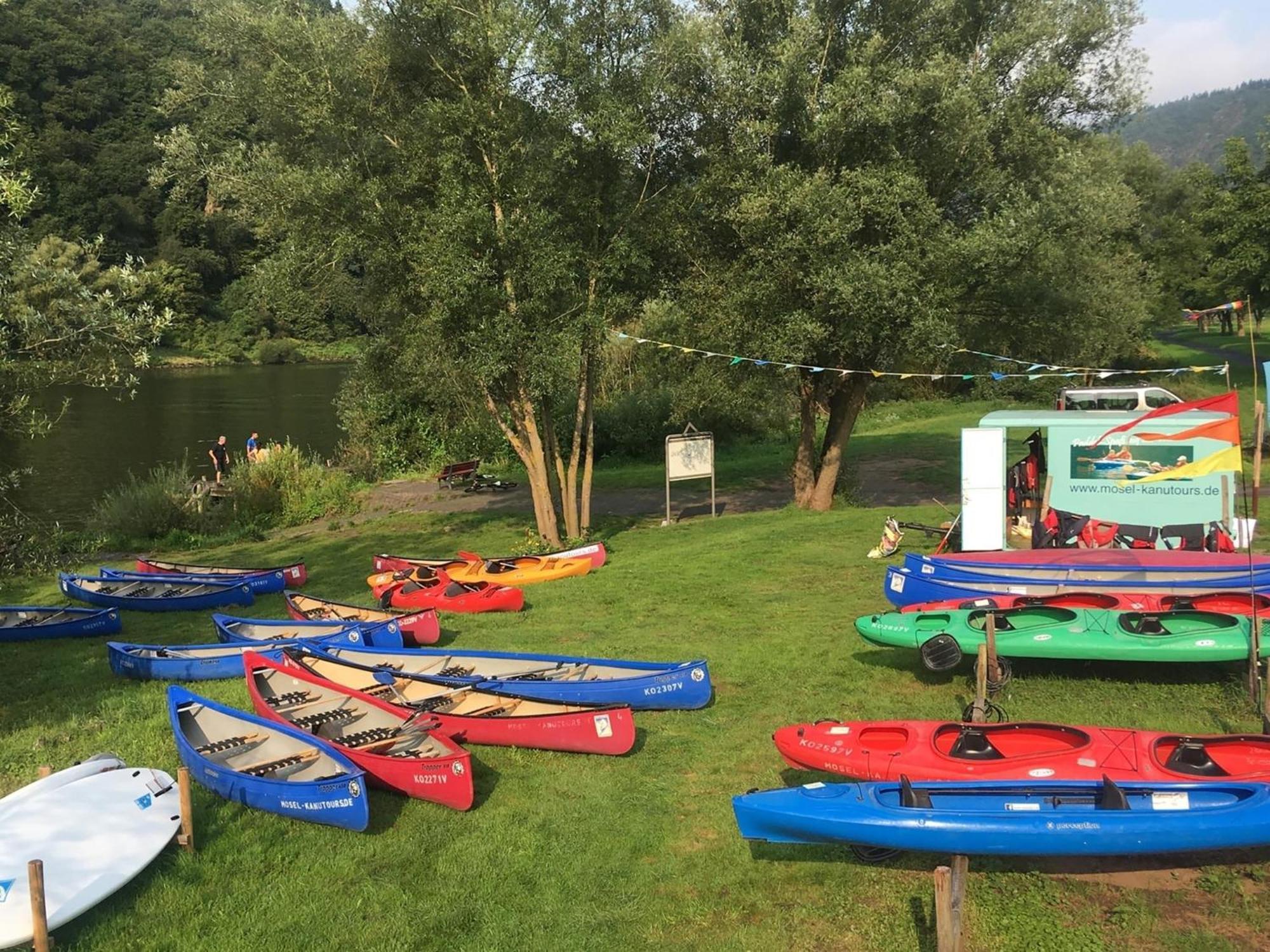 Ferienwohnung An Der Mosel, Romeo Senheim Exteriör bild